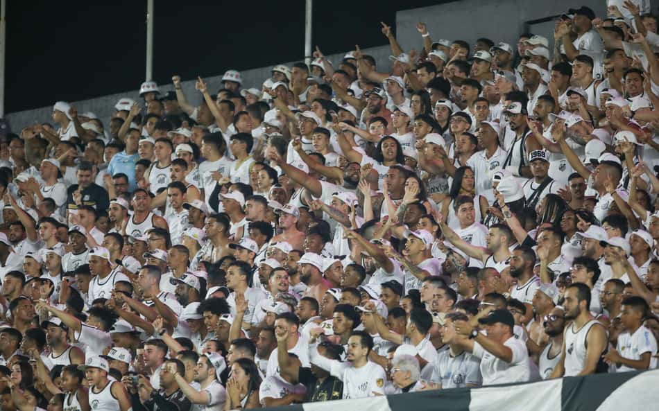 Otero lamenta empate, mas exalta o Santos: "Gigantesco"