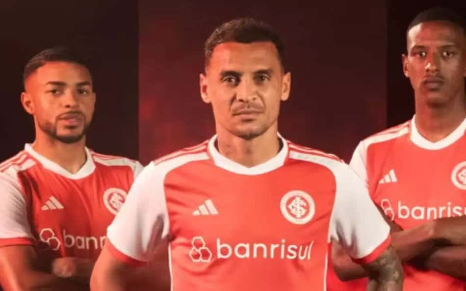 Camisa do Internacional: veja origem das cores e evolução