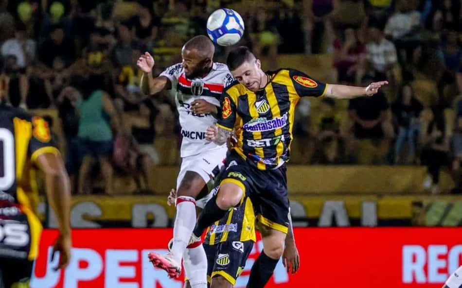 Série B: com dois a menos, líder Novorizontino bate o Botafogo-SP; Ponte é goleada