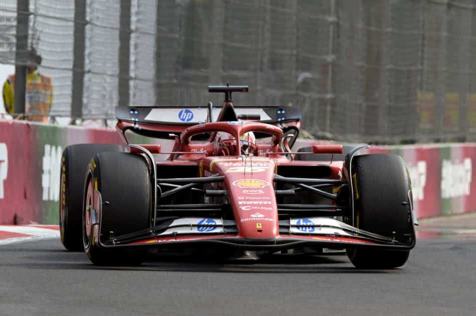AUTO-PRIX-F1-MEX Ferrari