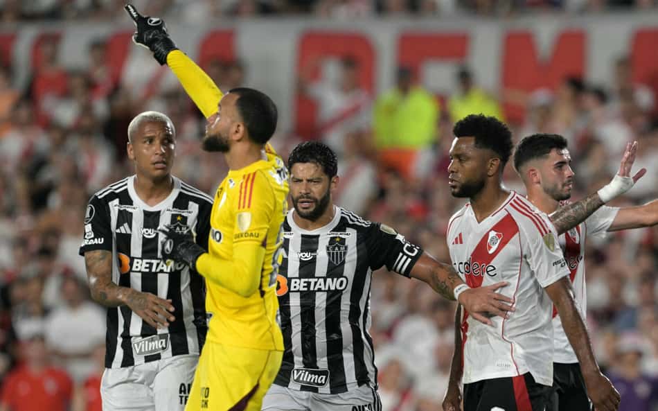 Torcedores do Atlético-MG elegem herói contra o River: 'Construam uma estátua'