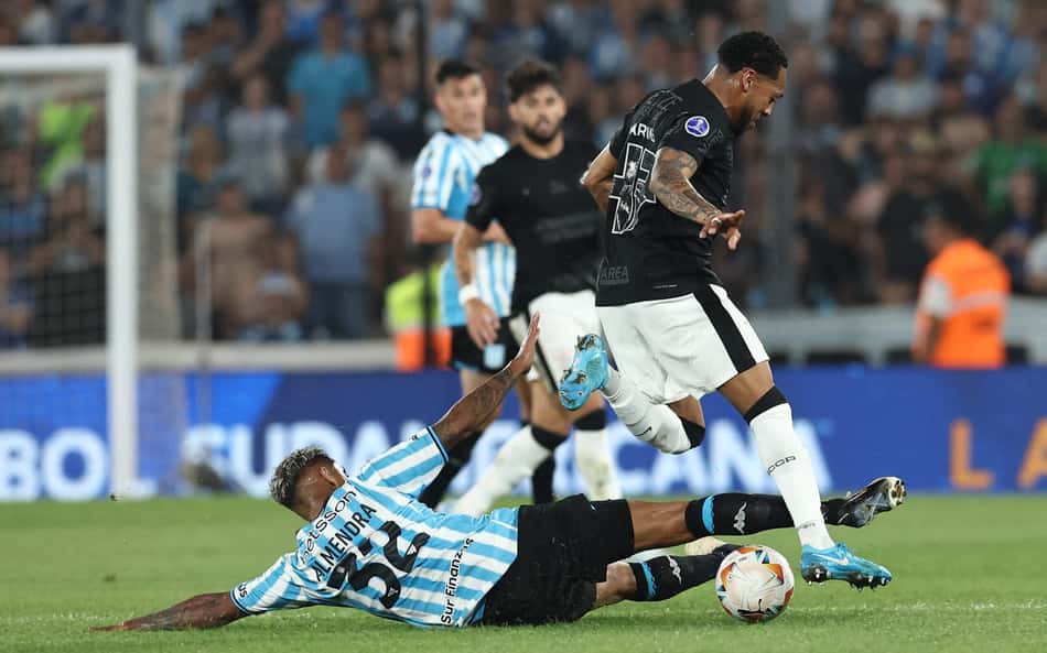 Web detona Martínez, do Corinthians: 'Bagre de estimação da vez'