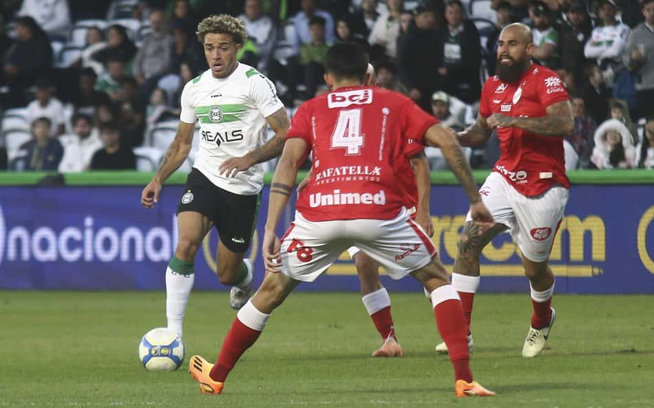 Vila Nova x Coritiba: onde assistir, horário e escalações do jogo pela Série B