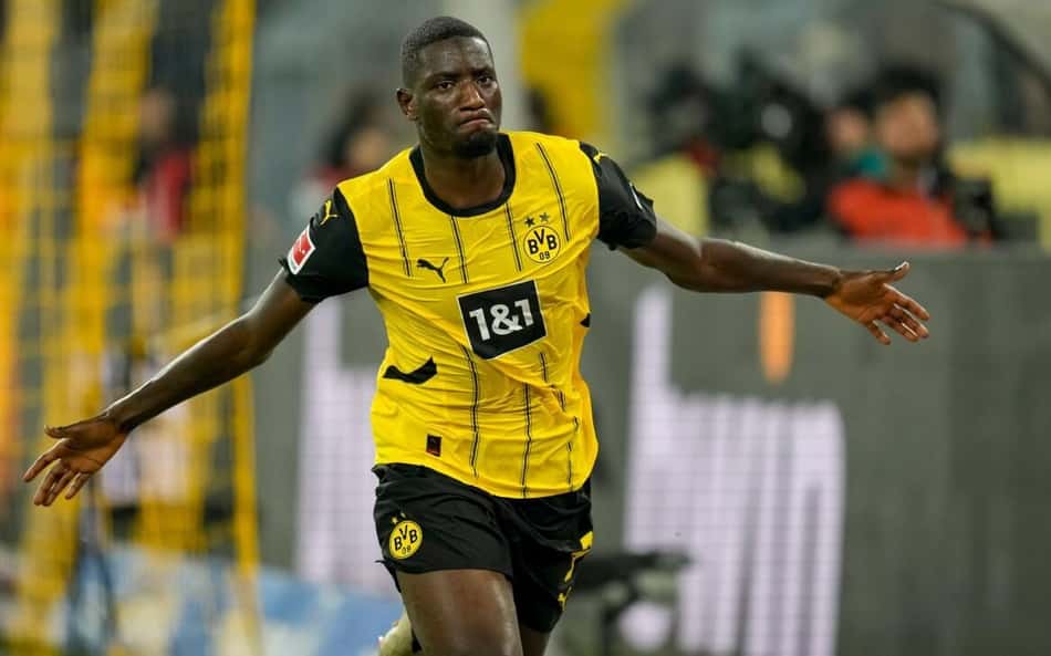 Em partida acirrada, Borussia consegue vitória contra St Pauli