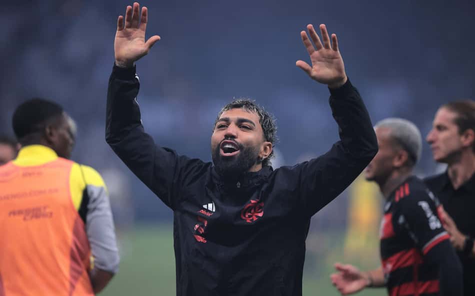 Gabigol-comemora-classificacao-do-Flamengo-sobre-o-Corinthians-na-semifinal-da-Copa-do-Brasil-scaled-aspect-ratio-512-320