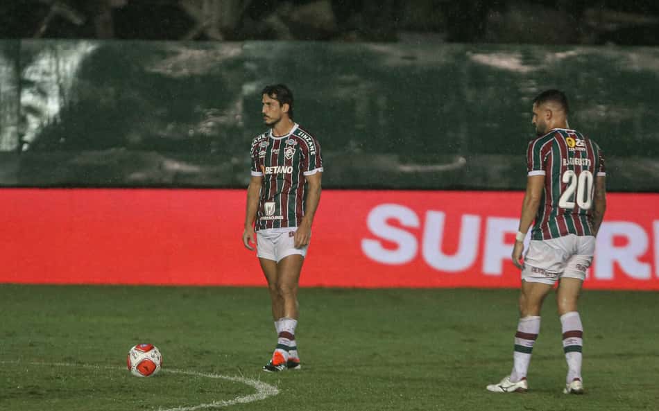 Meia se aproxima de saída do Fluminense em 2025; entenda