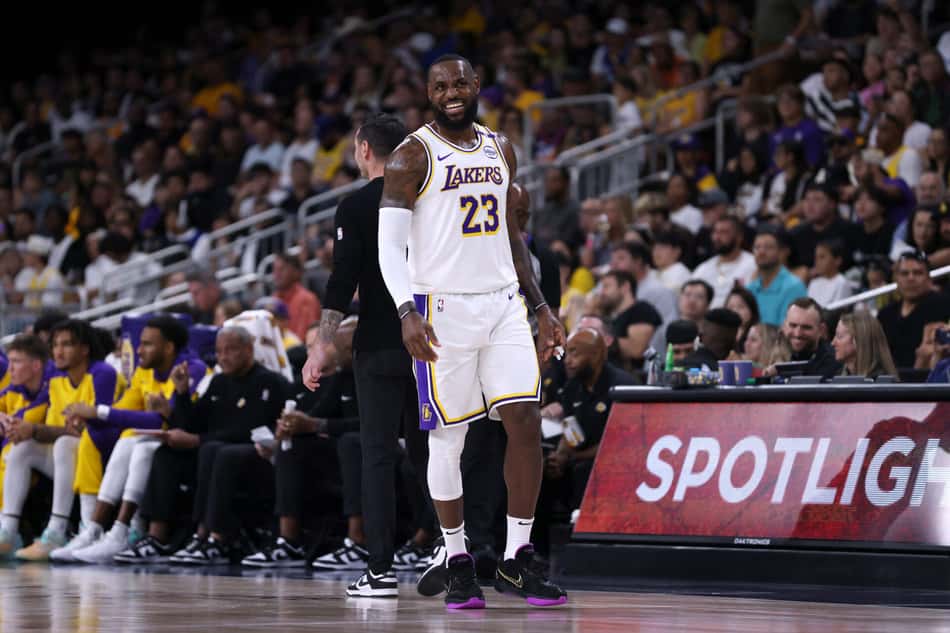 LeBron James - NBA - Los Angeles Lakers