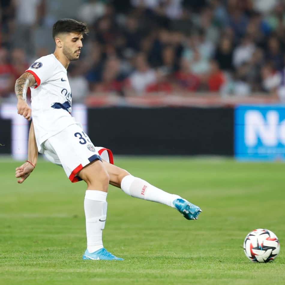 Lucas Beraldo no PSG