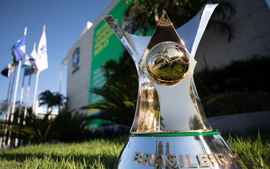 Record fecha com ídolo de gigante da Série A para transmissão do Brasileirão