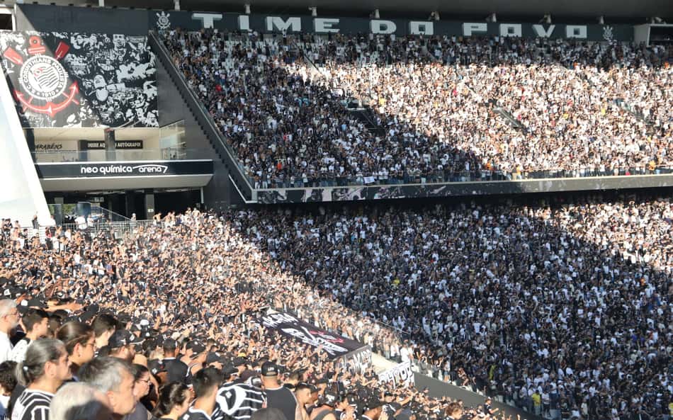 Corinthians pode faturar mais de R$ 10 milhões com bilheteria em outubro