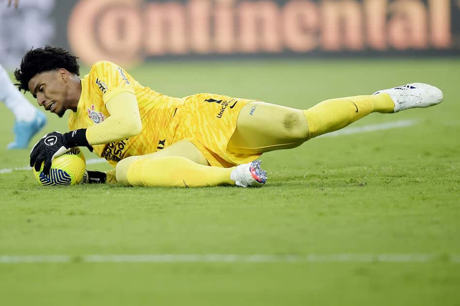 Flamengo x Corinthians - Hugo Souza