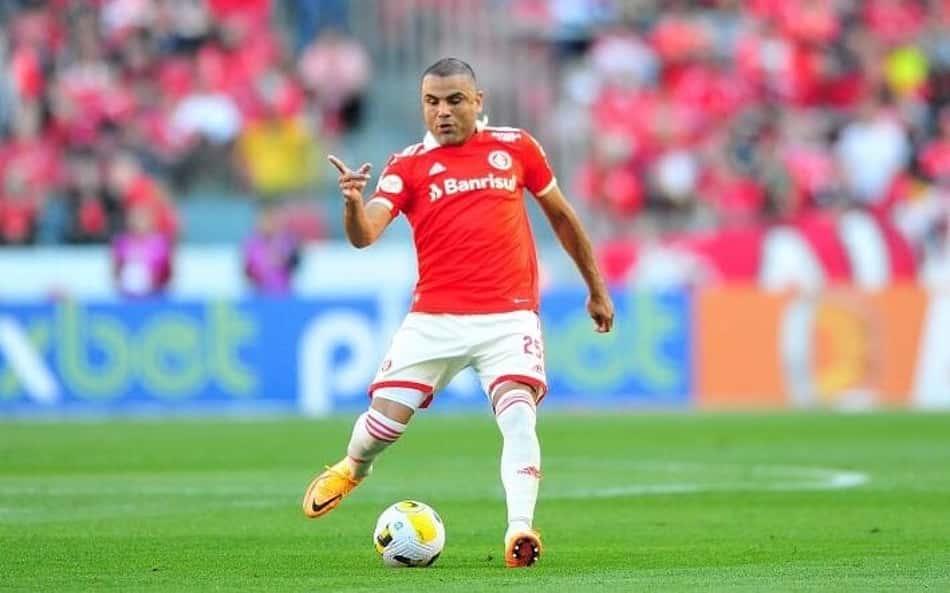 Gabriel Mercado, do Inter, passa por cirurgia no joelho: 'voltarei mais forte'