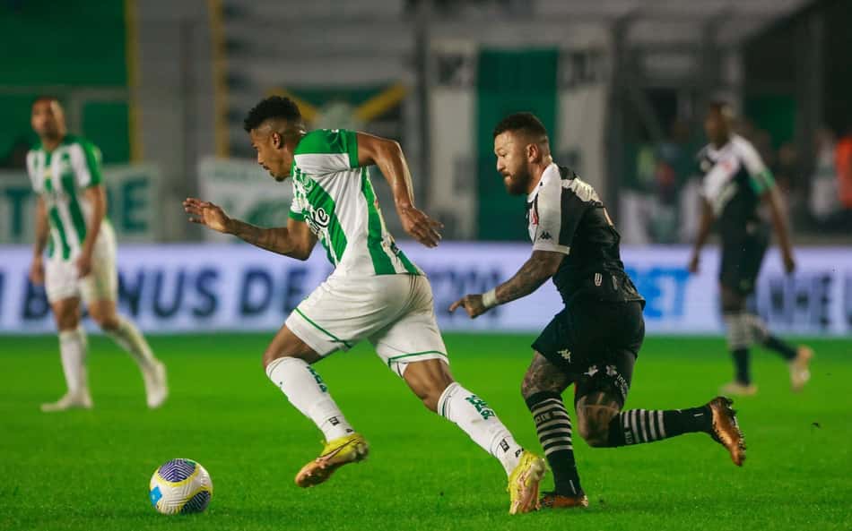 Jogo do Vasco hoje: saiba onde assistir, horário e escalações