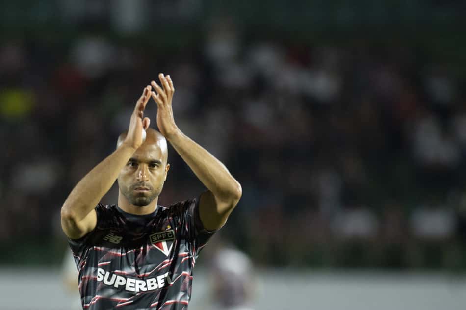 Lucas Moura, do São Paulo, em jogo contra o Vasco em Campinas