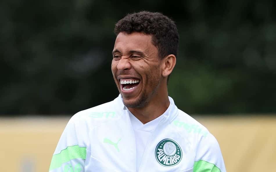 Palmeiras anuncia renovação de contrato com Marcos Rocha