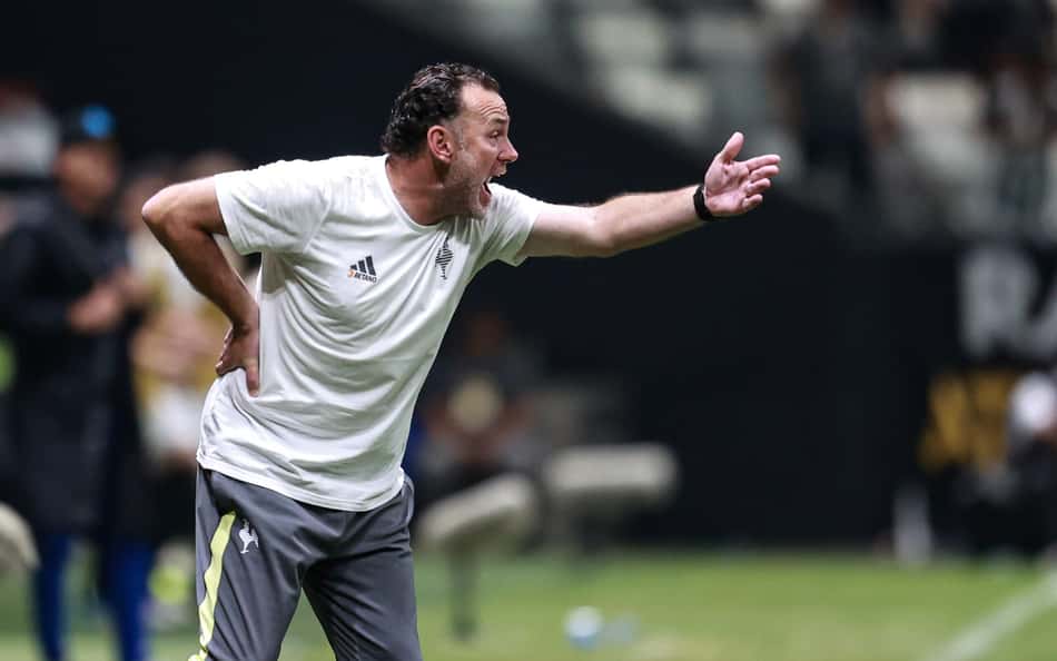 Milito avalia desempenho do Atlético-MG contra o Grêmio: 'Necessário ganhar'