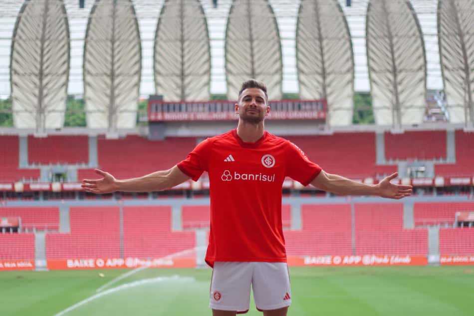 Lucas Alario chegou ao Internacional em janeiro de 2024 (Foto: Ricardo Duarte/SC Internacional)