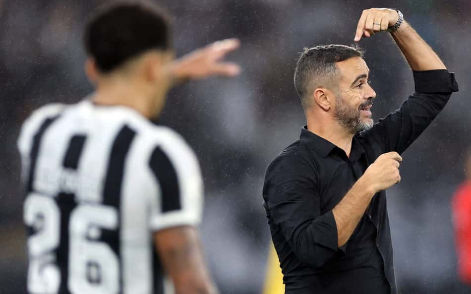 Técnico do Botafogo reclama da cera do Cuiabá e detona calendário da Data Fifa