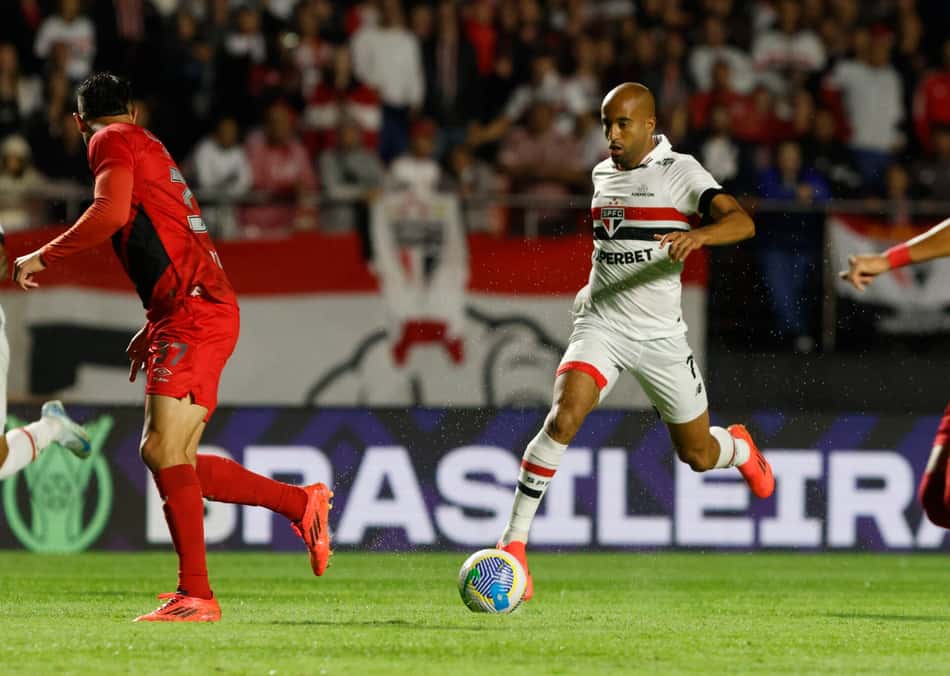 Lucas exalta vibração de Zubeldía em campo e projeta futuro no São Paulo.