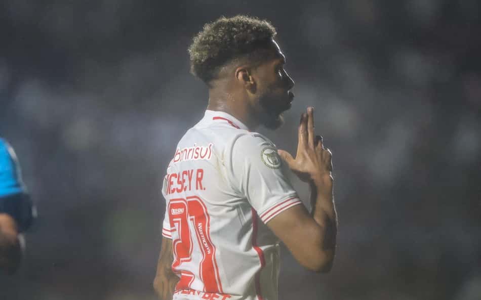Torcedores vão à loucura com invencibilidade do Inter: 'Máquina'