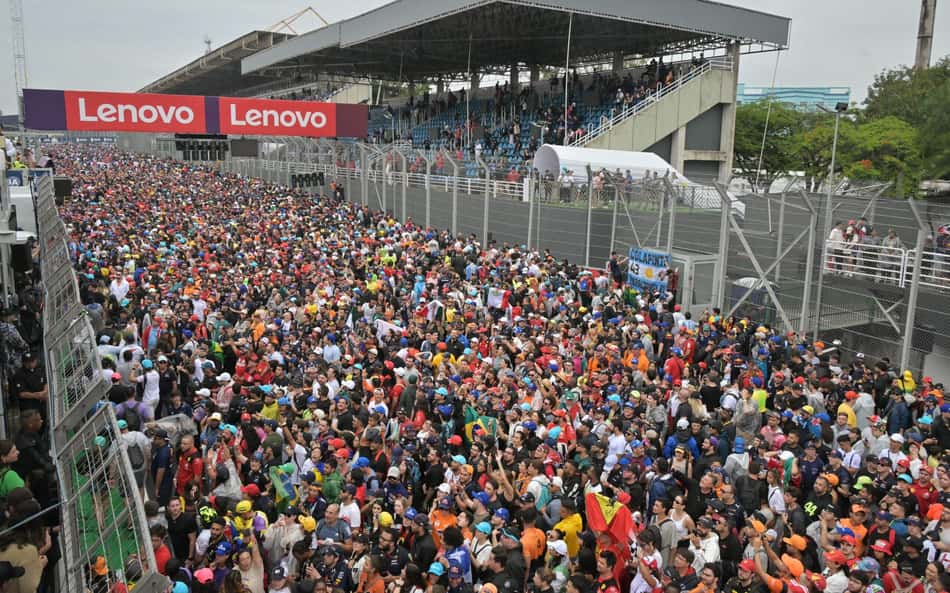 GP de São Paulo recebe 291 mil pessoas e bate recorde de Interlagos na F1