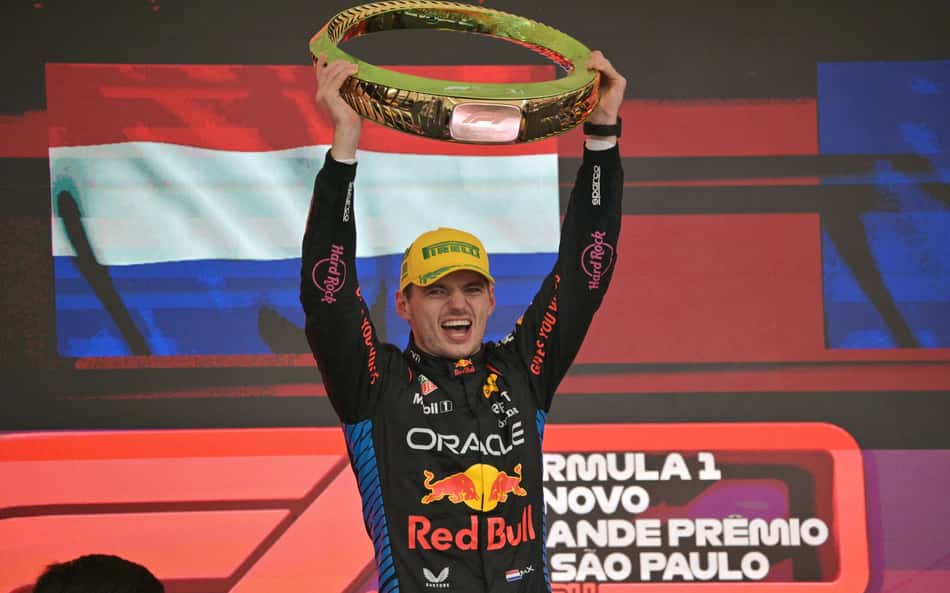 Vitória em São Paulo deixa Verstappen perto do tetra e o consolida entre maiores da F1