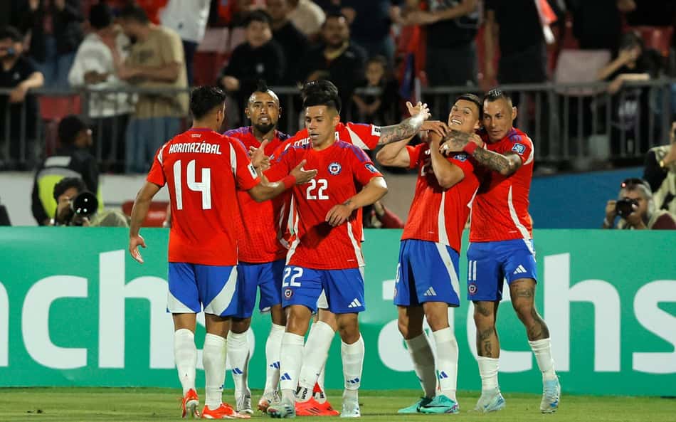 Em jogo recheado de gols, Chile vence a Venezuela pelas Eliminatórias