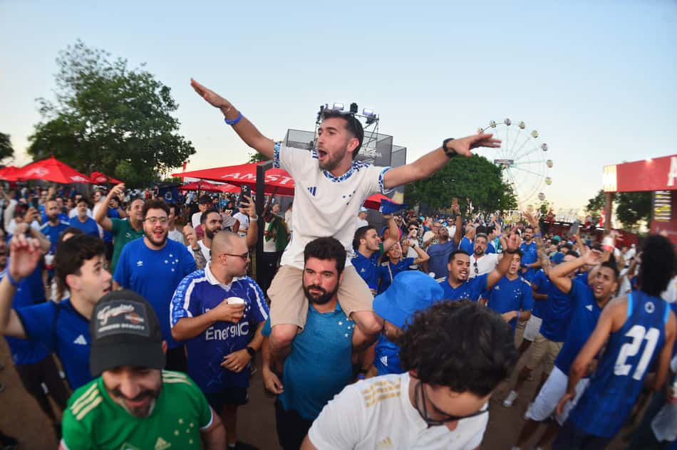 FBL-COPA SUDAMERICANA-RACING-CRUZEIRO-FANS