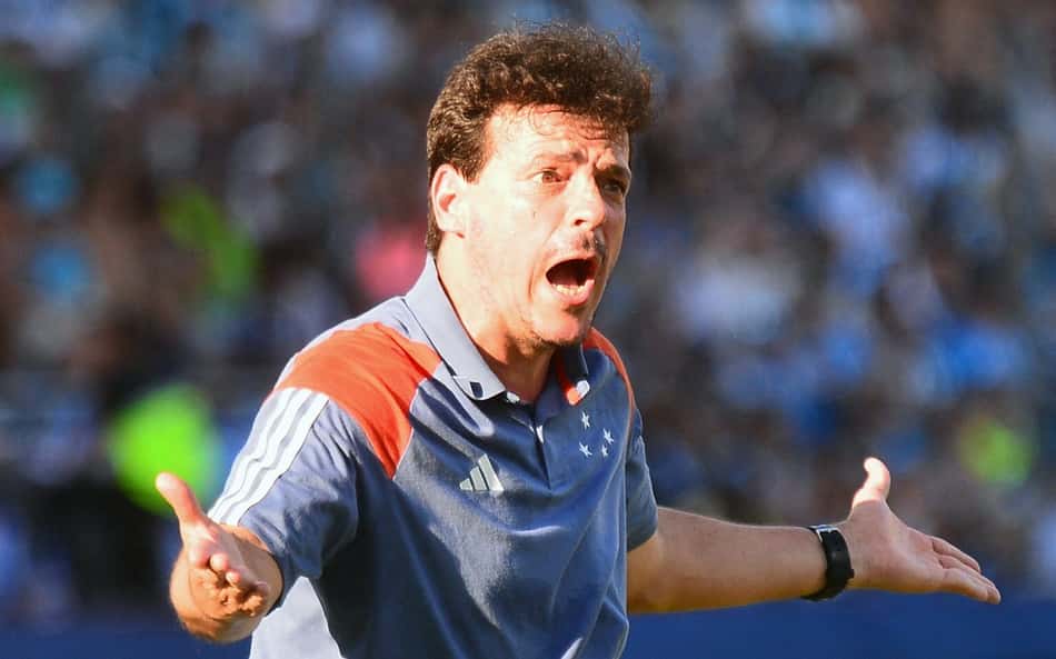 Diniz defende escalação de Walace no Cruzeiro na final da Sul-Americana