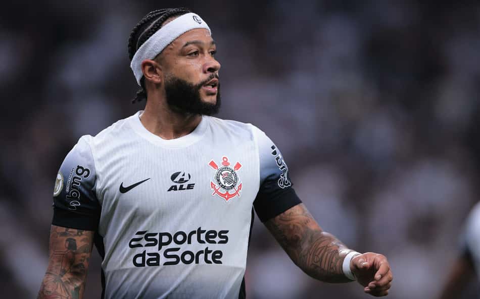 Jornalista aponta importância de Memphis Depay no Corinthians: 'Chegou leve'