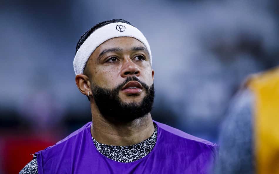 Memphis Depay se declara à torcida do Corinthians: 'É muito único'