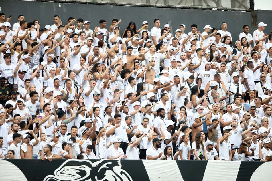 Torcida do Santos na Vila Belmiro
