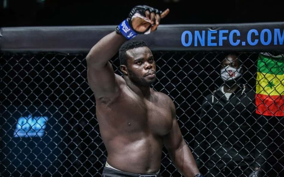 Alain-Ngalani-Oumar-Kane-ONE-UNBREAKABLE-III-1920X1280-24-1200×800-1-aspect-ratio-512-320