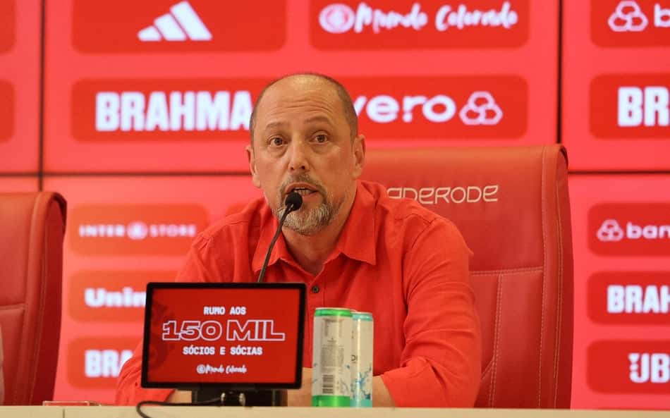Presidente do Internacional abre jogo sobre dívidas com Flamengo e Cruzeiro