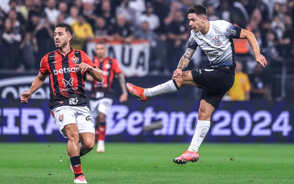 Rodrigo-Garro-em-Corinthians-x-Vitoria-scaled-aspect-ratio-512-320