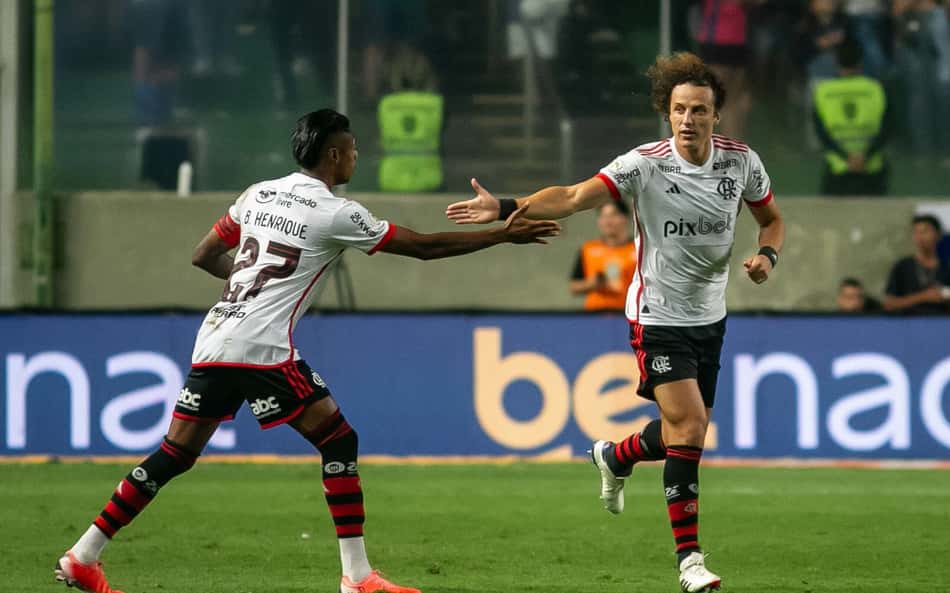 Jornalistas destacam atitude de David Luiz em gol pelo Flamengo: 'Rato da bola'