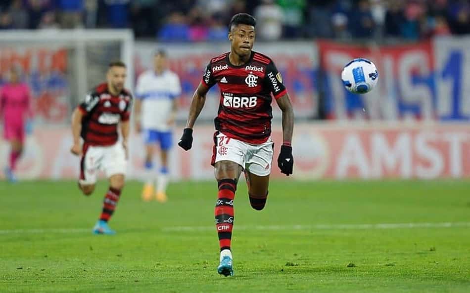 Bruno Henrique em ação pelo Flamengo