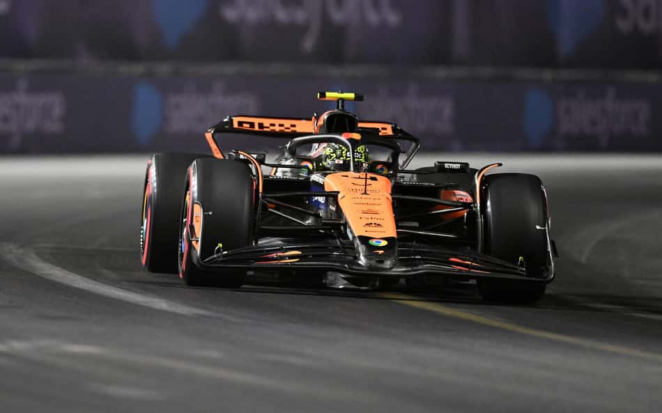 Norris parabeniza Verstappen por quarto título na F1: 'Sempre esteve no meu calcanhar'