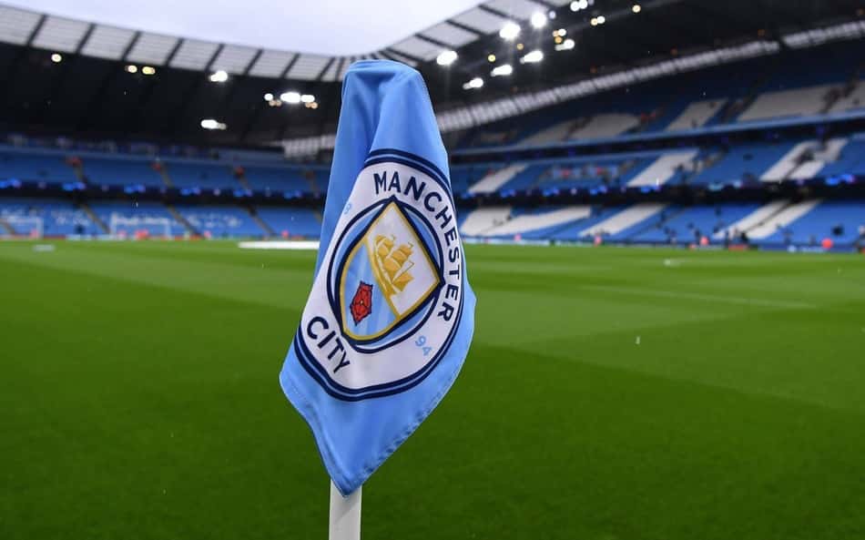 Manchester City é condenado a pagar quase R$100 milhões a ex-jogador
