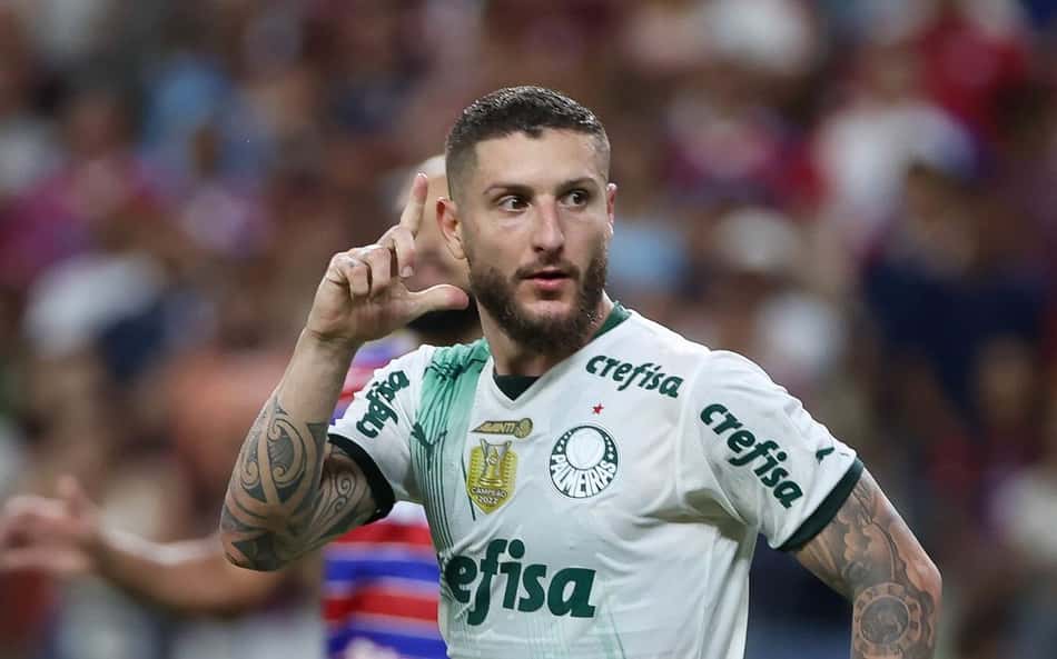 Mercado da Bola: Palmeiras negocia Zé Rafael com rival paulista