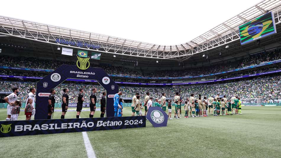 Elenco do Palmeiras no Allianz Parque em partida contra o Fluminense