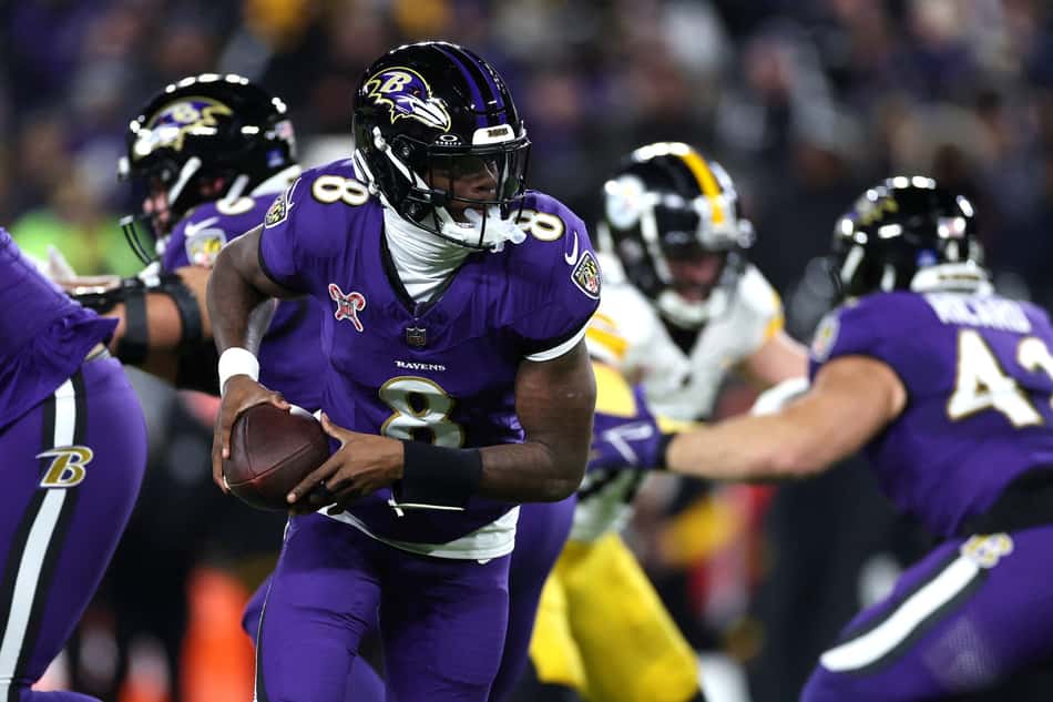 Pittsburgh Steelers v Baltimore Ravens Texans Ravens NFL