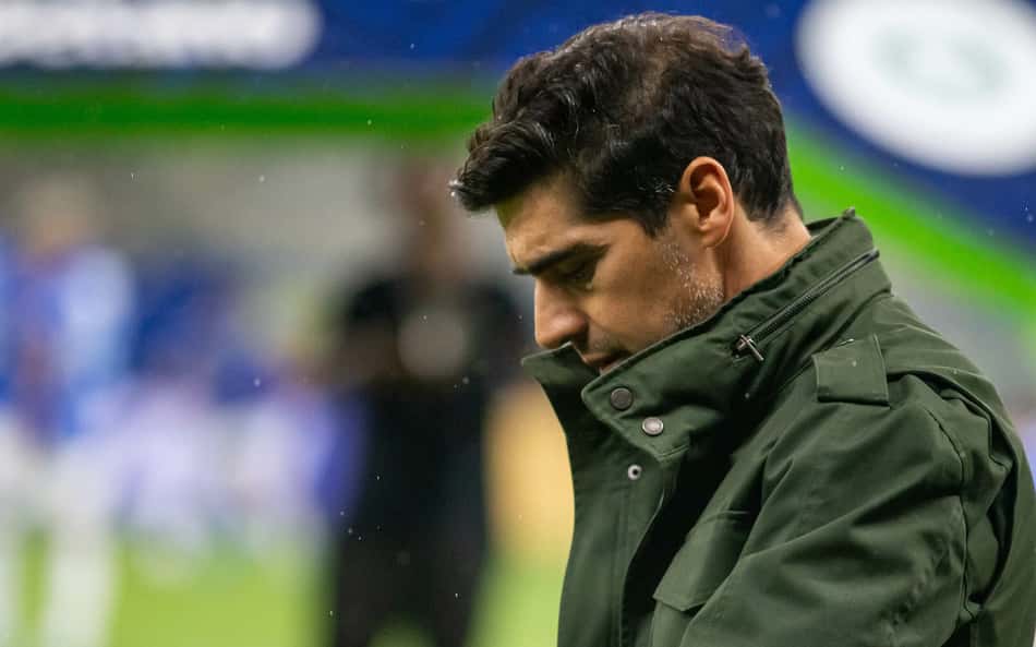 Abel exalta virada do Palmeiras, mas afasta sonho de título: 'Praticamente definido'