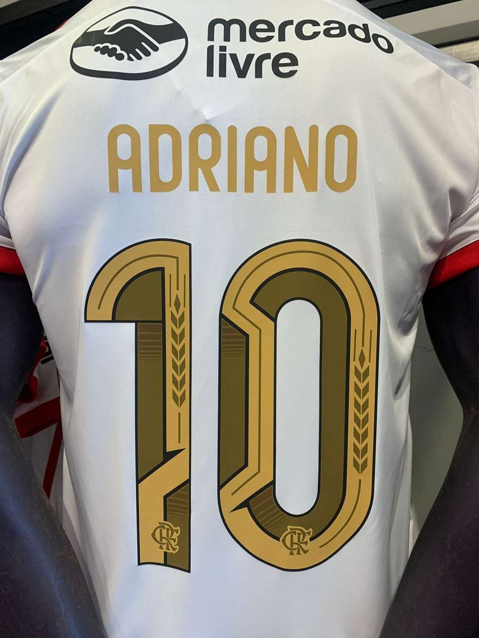 Camisa de Adriano Imperdor