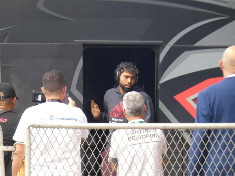 Gabigol chegada Maracanã Flamengo Vitória