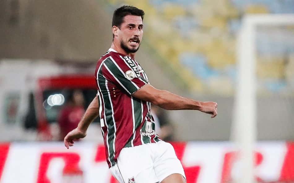 Fluminense pode ter saída de mais um jogador antes do fim do ano