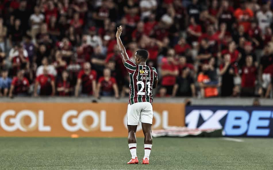 Arias assume responsabilidade no Fluminense após ir de vilão a herói: 'Sei da situação'