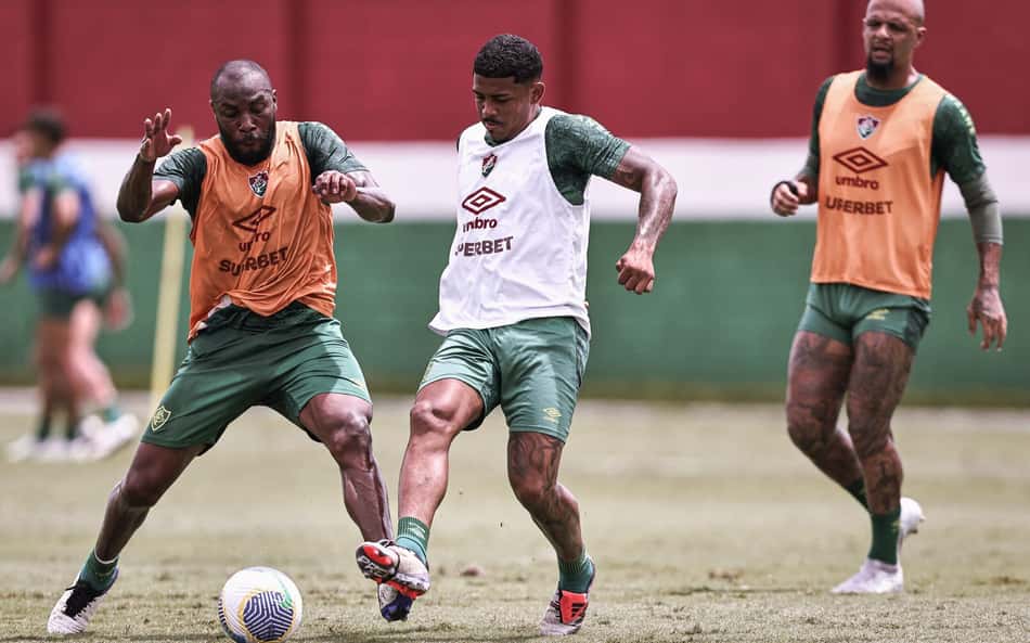 John Kennedy, do Fluminense, é alvo do Pachuca e outros clubes