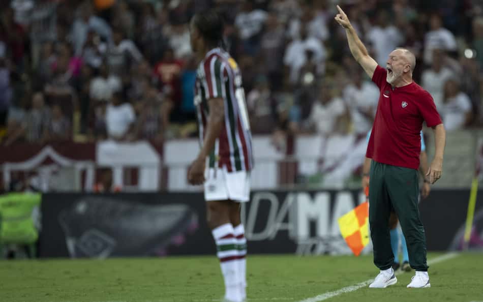 Fluminense é escalado com surpresa para enfrentar o Athletico-PR