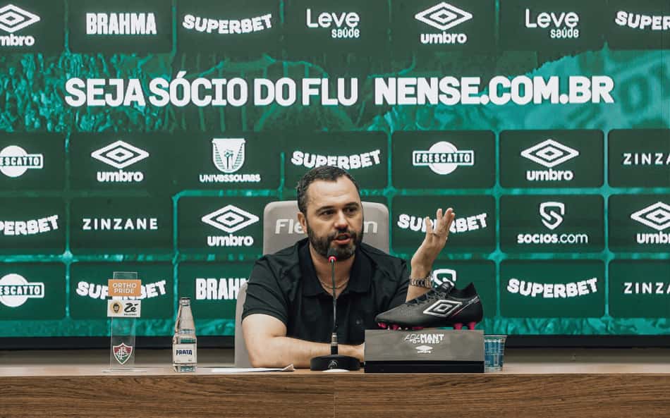 Presidente do Fluminense cita duas saídas para 2025
